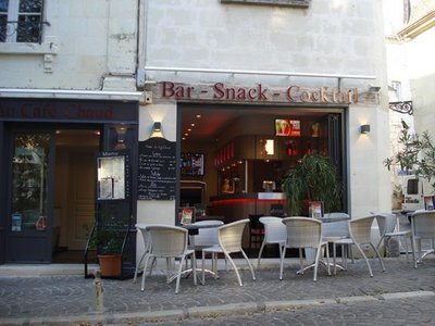 Au Café Chaud Chinon