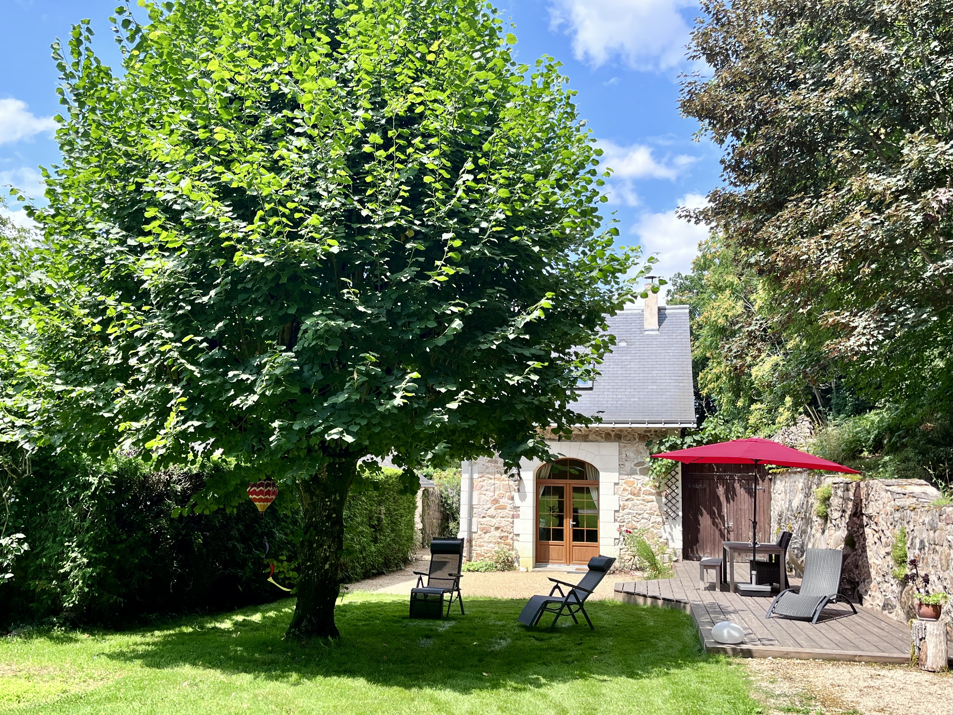 Terrasse Gite Douceur Angevine à Gennes-Val-de-Loire