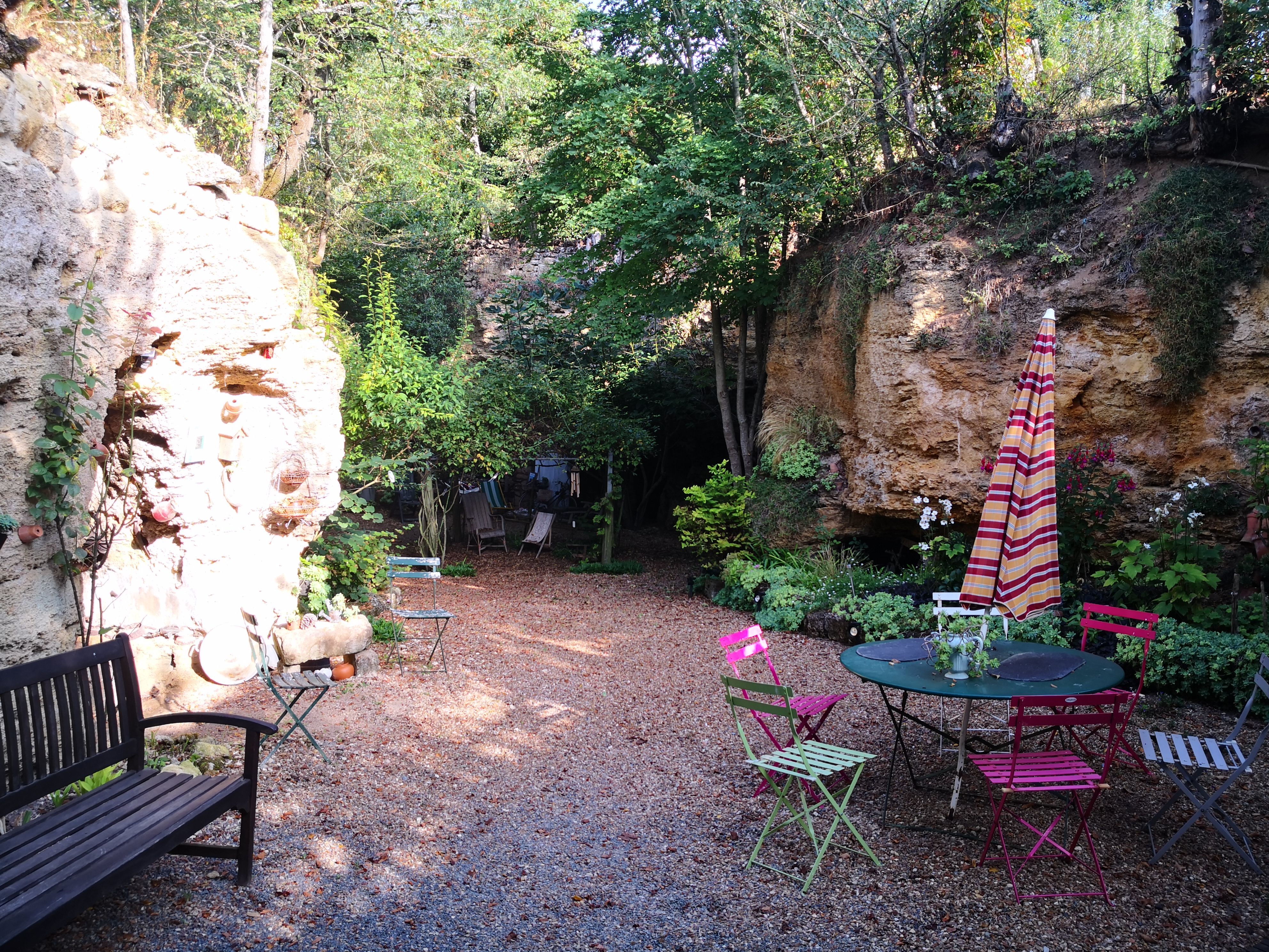 Vue sur les caves troglodytes