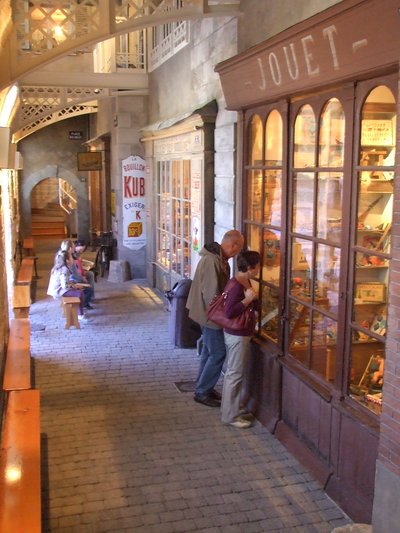 Musée Aux Anciens Commerces - la rue commerçante