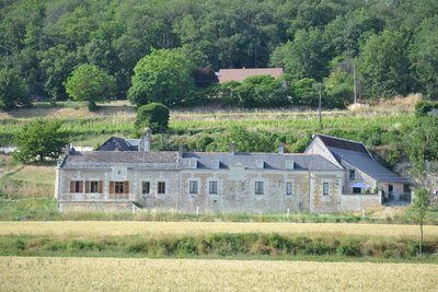 CRAVANT LES COTEAUX-GÏTE DOMAINE DE NUEIL (13)