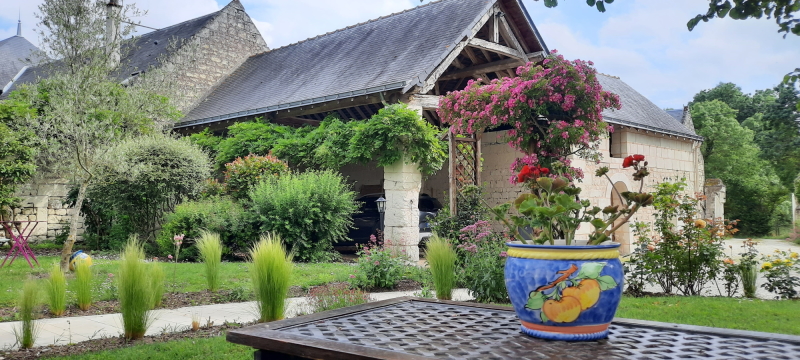 SAVIGNY EN VERON- Chambre d'hôtes - La magnanerie (2)