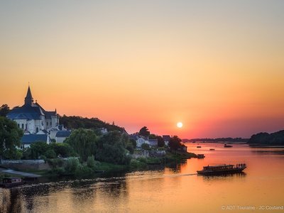 Le bateau Amarante / Confluence Vienne et Loire, à Candes-Saint-Martin.