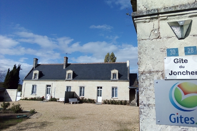 Chouze sur Loire Gîte du Joncher (1)