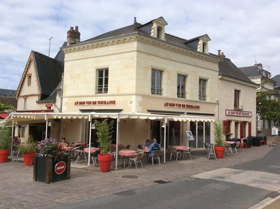 Au bon vin de touraine - façade