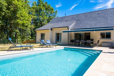 gite de la seigneurie piscine