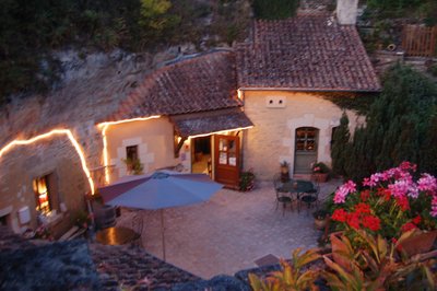 Restaurant "Les Caves de la Genevraie"