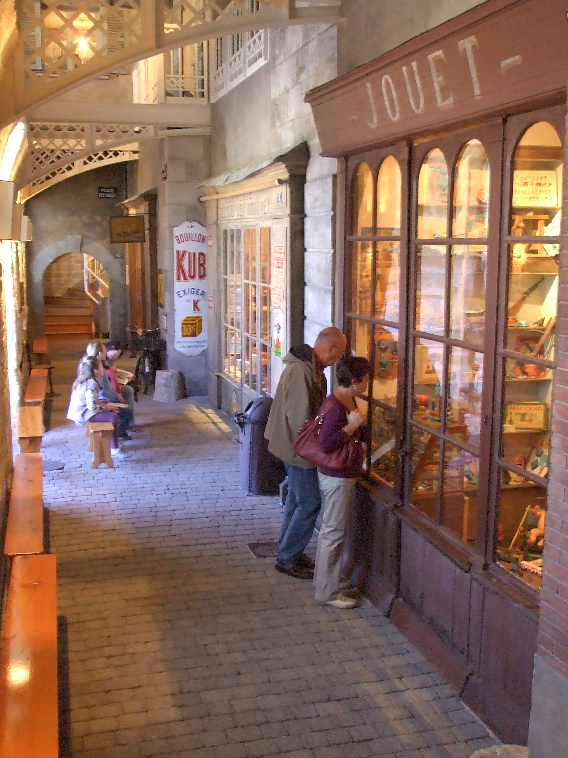 Musée Aux Anciens Commerces - la rue commerçante