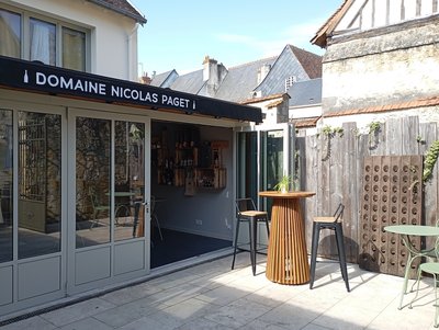 AZAY-LE-RIDEAU- La cave du Château-boutique ouverture