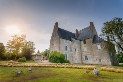 Diners_sur_lherbe_Musee_Balzac_Credit_ADT_Touraine_JC_Coutand-2031-1