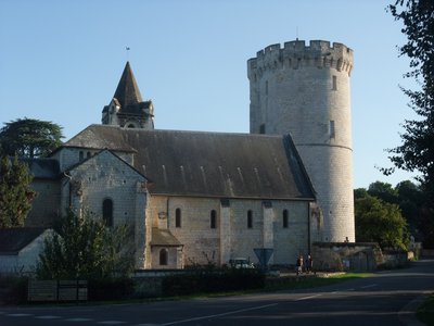 L'église Saint-Aubin et la Tour de Trèves