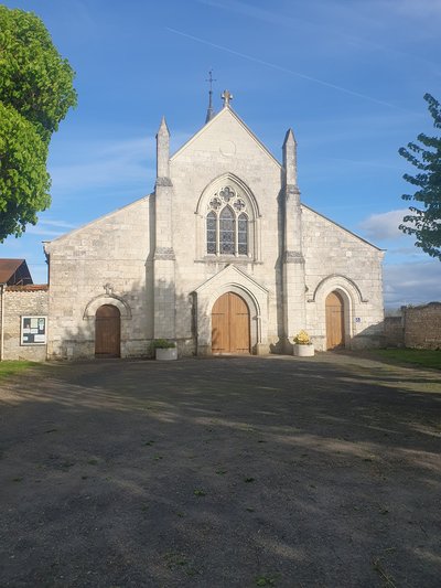 Photo de l'église La-Tour-Saint-Gelin