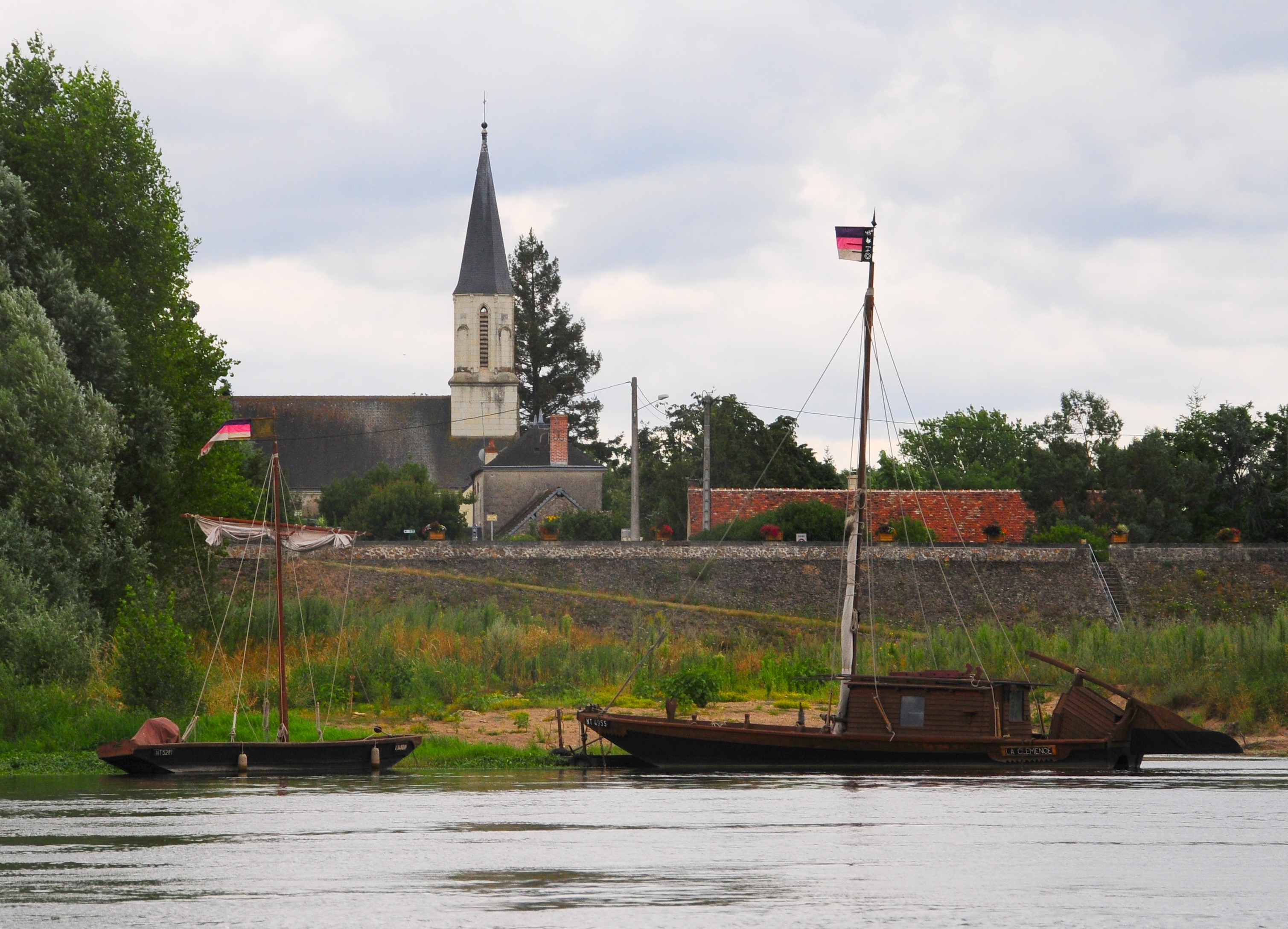 Photographie de la vue sur la commune depuis la Loire